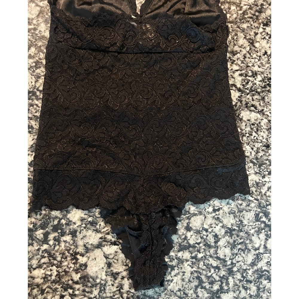 Marciano Black Lace Halter Bodysuit XS Floral Scalloped V-Neck Thong (0906) - Picture 9 of 10
